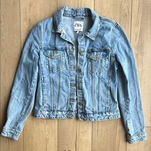 Zara Women's Light Blue Denim Jacket